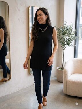 Lululemon Sleeveless Black Turtleneck Tunic knit Sweater